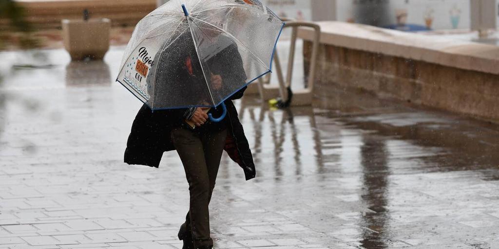 La Aemet avisa a España de la llegada de fuertes lluvias en las próximas horas: estas son las zonas afectadas
