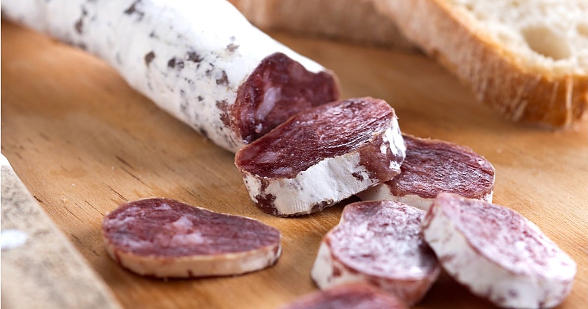 Alerta sanitaria: ordenan la retirada inmediata de este conocido embutido vendido en España por presencia de Salmonella