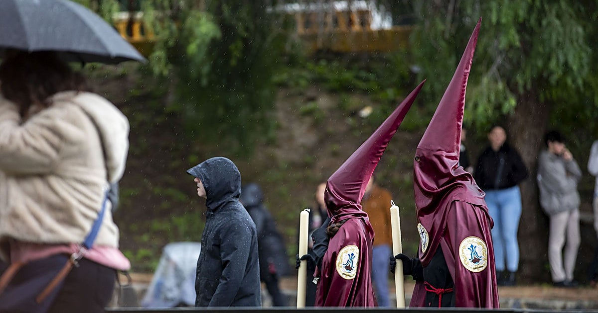 La Aemet avisa de la llegada de fuertes lluvias a España: zonas más afectadas en el inicio del puente de Semana Santa