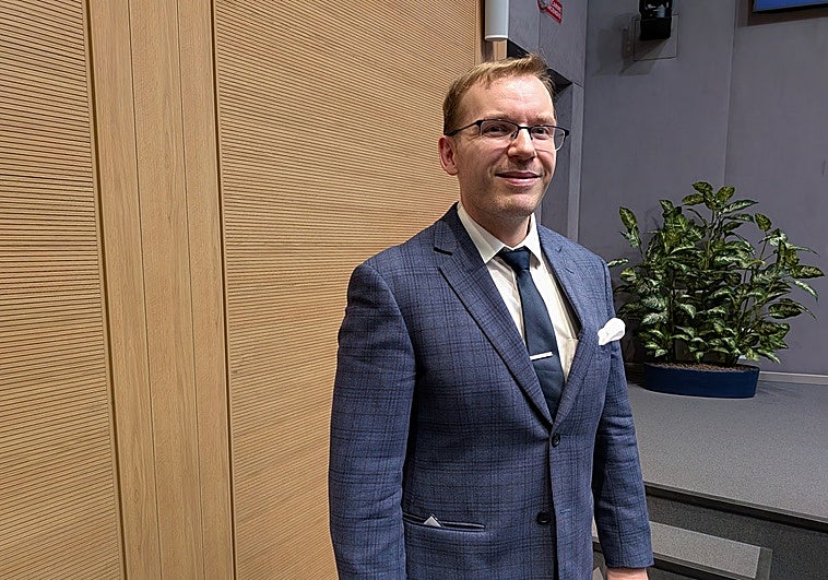 Daniel J. Hurst, experto en xenotrasplantes: «Debemos pensar cómo afectará psicológicamente tener un órgano de cerdo»