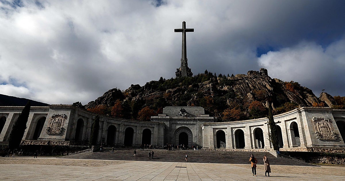 Cuelgamuros se le atraganta a Bolaños: el conflicto judicial amenaza la resignificación del Valle