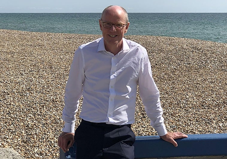 «En Inglaterra los niños que tienen el inglés como segunda lengua sacan mejores resultados»