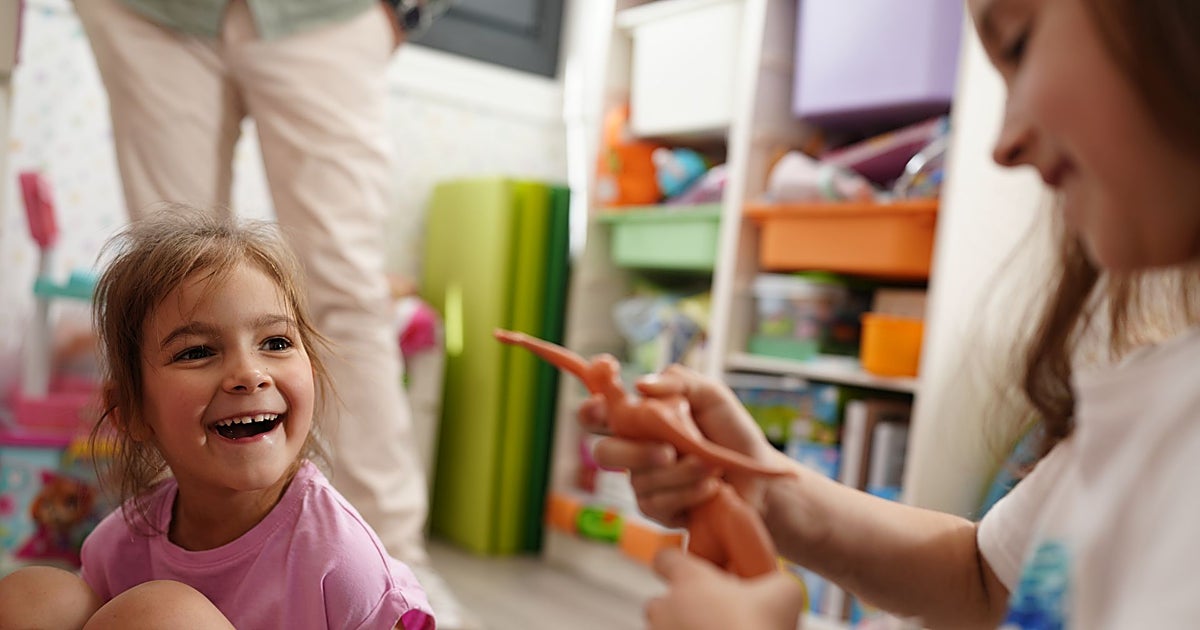 Macarena, la «niña milagro» que inspira un medicamento contra la parálisis cerebral