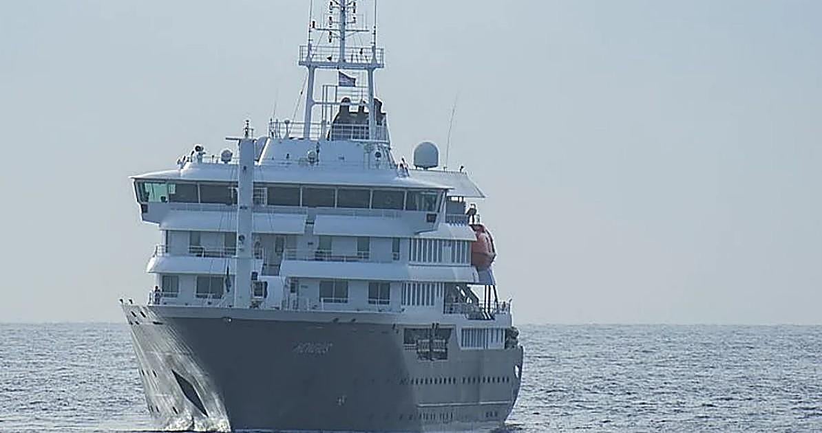 Brote de hantavirus, en directo: última hora de los pasajeros del crucero, los españoles contagiados y la posible llegada del barco a Canarias