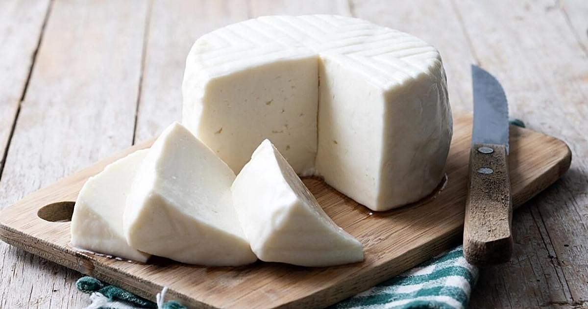 Alerta sanitaria: ordenan la retirada de este queso fresco vendido en España por la presencia de listeria
