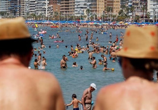 Torrevieja y Benidorm, los destinos preferidos por los madrileños en agosto