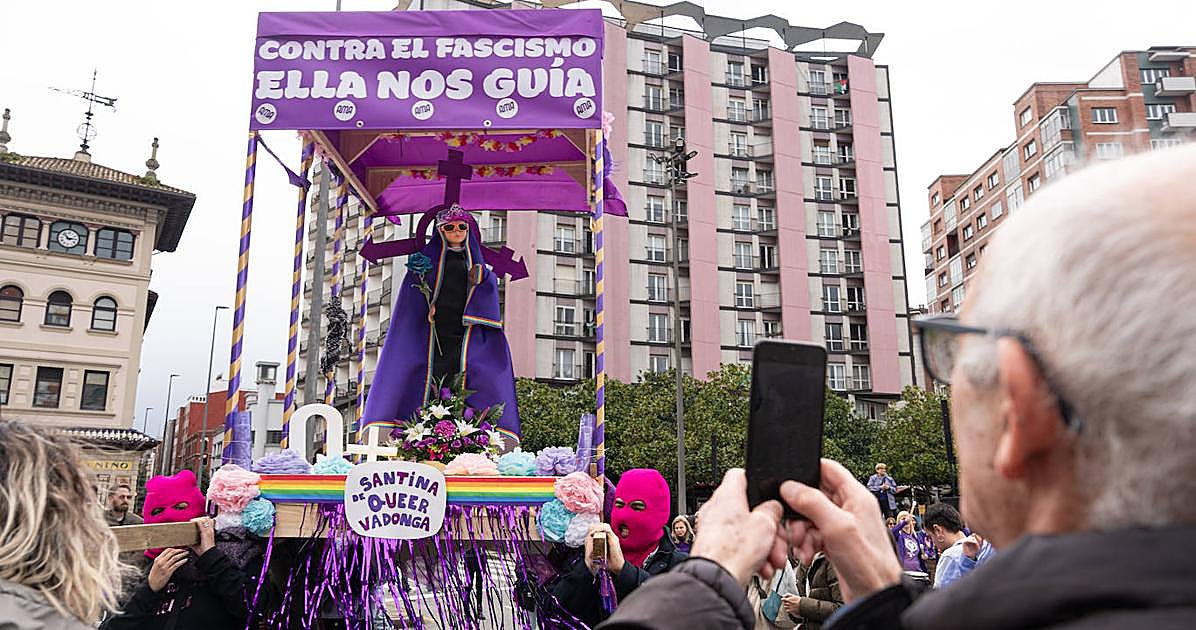 Un juzgado investiga la 'Santina Queer' asturiana por un posible delito contra los sentimientos religiosos
