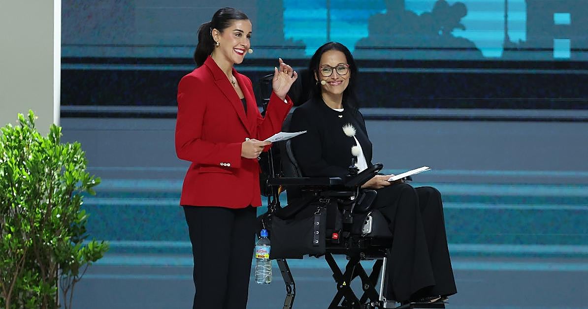 Carolina Marín y Teresa Perales, a León XIV: «Gracias por re