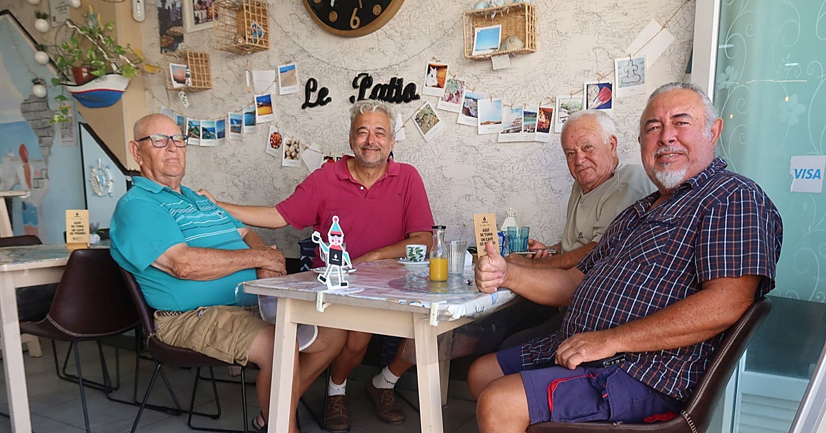 En Arguineguín, el muelle de la vergüenza: «No le 