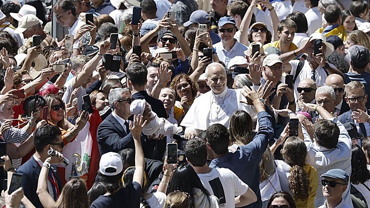 El Papa, a su llegada a Montserrat