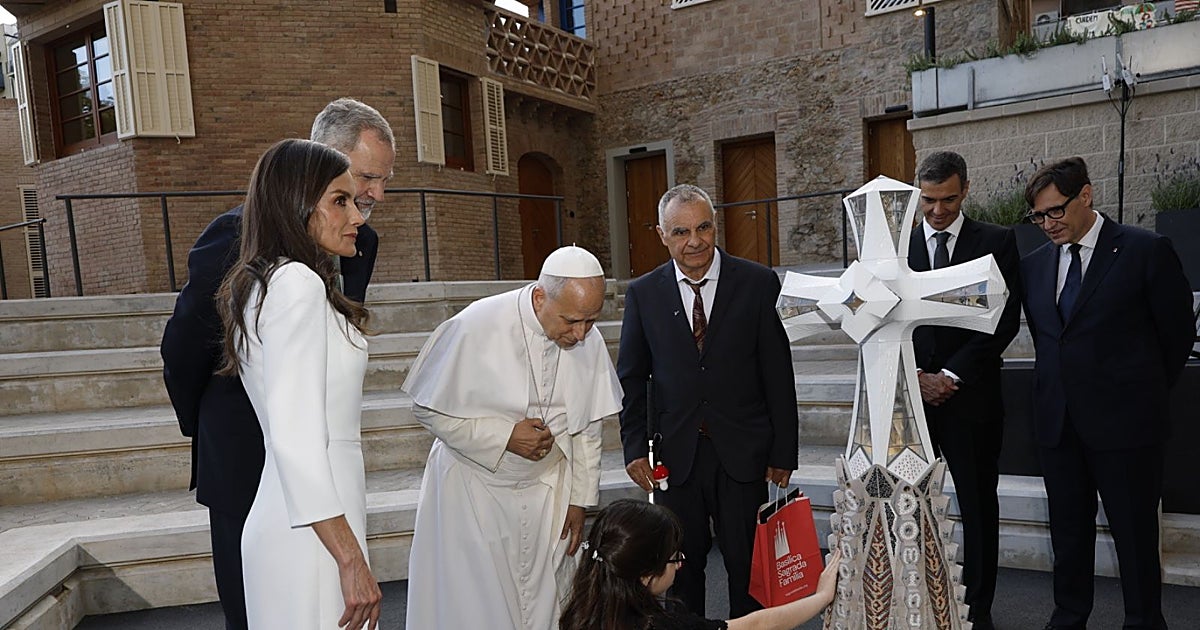 Los Reyes se reencuentran con León XIV en Barcelona y una ni