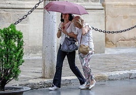 La Aemet avisa a España de la llegada de tormentas y lluvias en las próximas horas: estas son las zonas afectadas