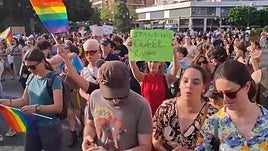 La marcha del orgullo llama a "actuar" en defensa de los derechos del colectivo LGTBI