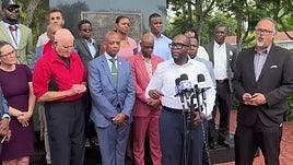 Venezolanos y haitianos en EEUU reinician lucha por el TPS tras sismos y fallo del Supremo