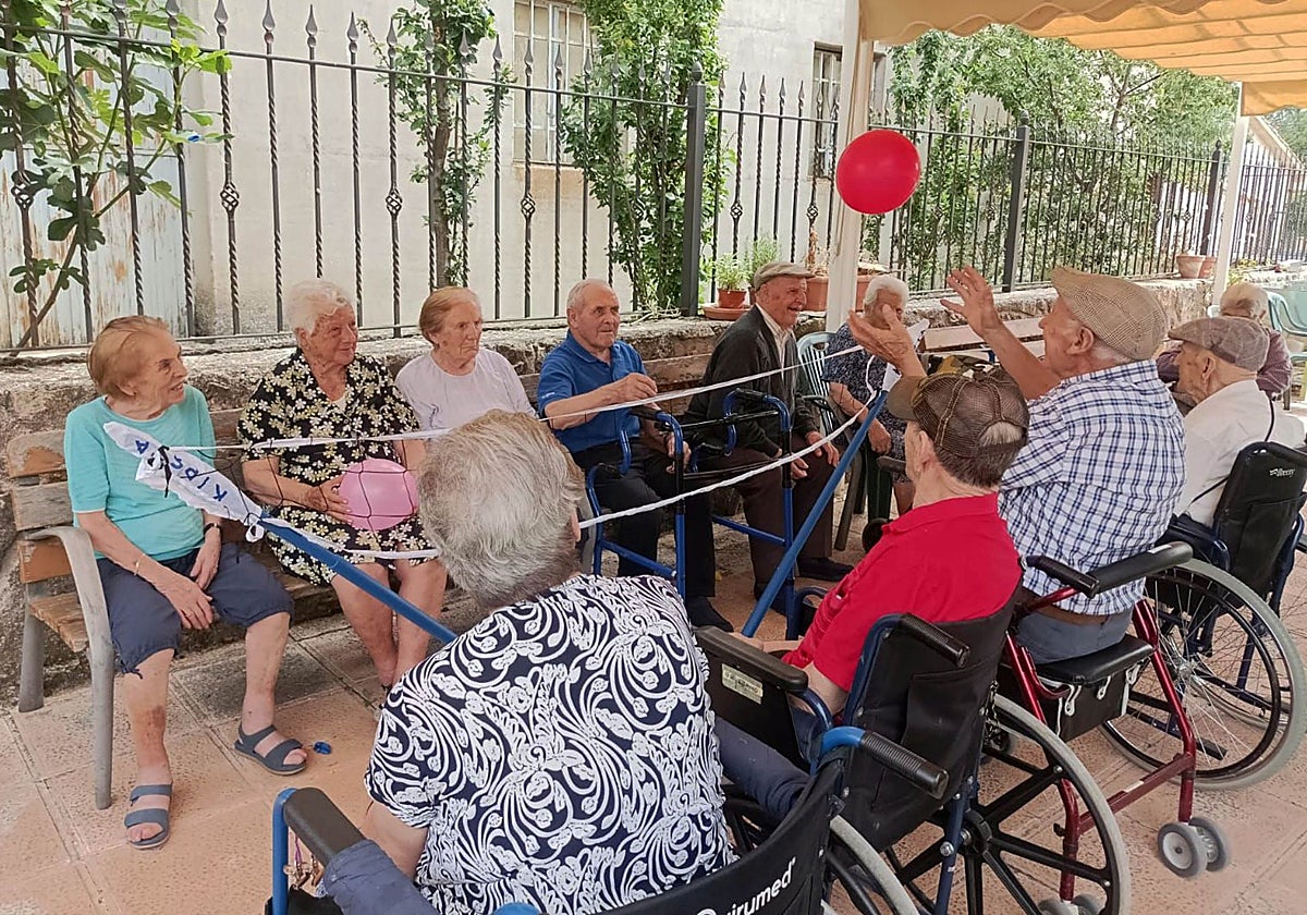 Bruselas anuncia el colapso demográfico de Europa: cincuenta millones menos de habitantes en 2100 y un tercio de jubilados