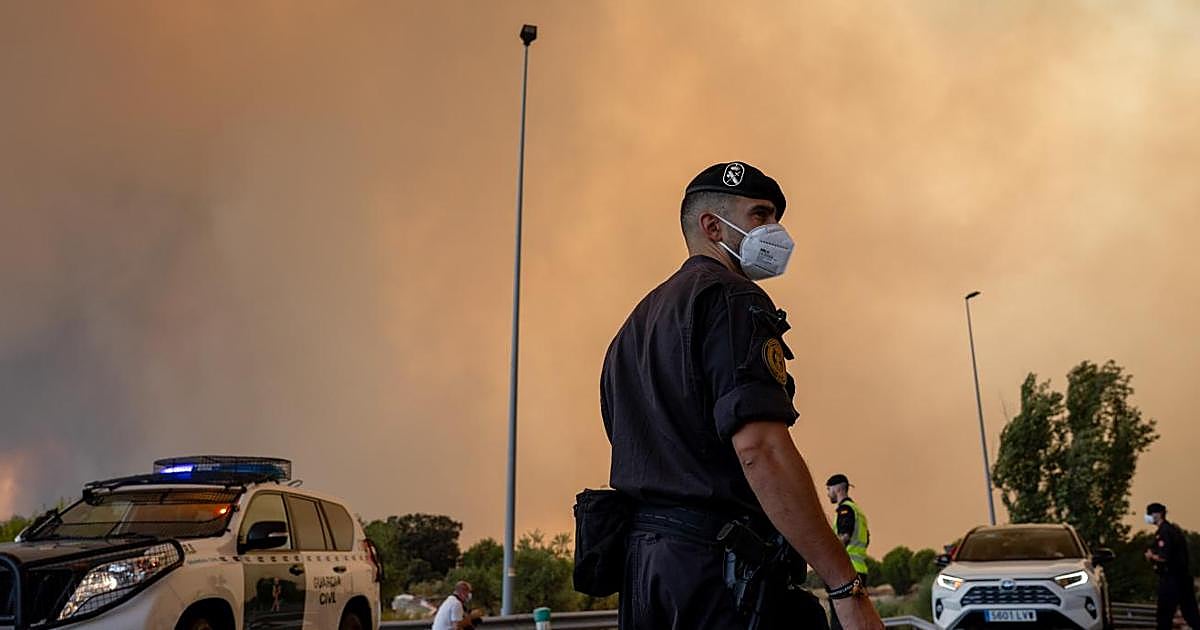 El fuego no da tregua: más de 60.000 evacuados en incendios sin control