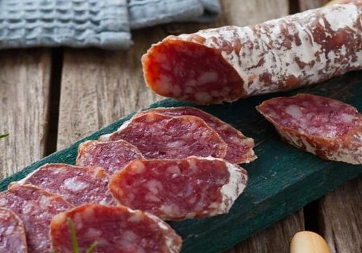 Alerta sanitaria: ordenan la retirada de este salchichón vendido en España por presencia de Salmonella