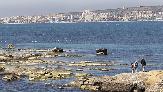 La AEMET alerta del calentamiento del Mediterráneo y el Cantábrico más de 4ºC