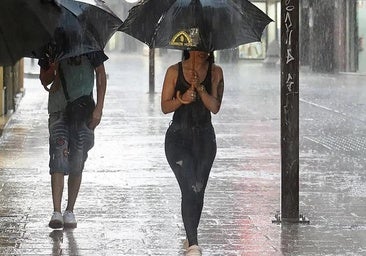 La Aemet avisa de la llegada de fuertes lluvias, granizo y posibles inundaciones a España: estas son las zonas más afectadas