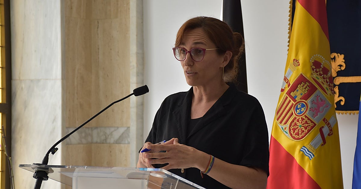 Mónica García contrata a Quirón para servicios y pruebas de los hospitales de Ceuta y Melilla