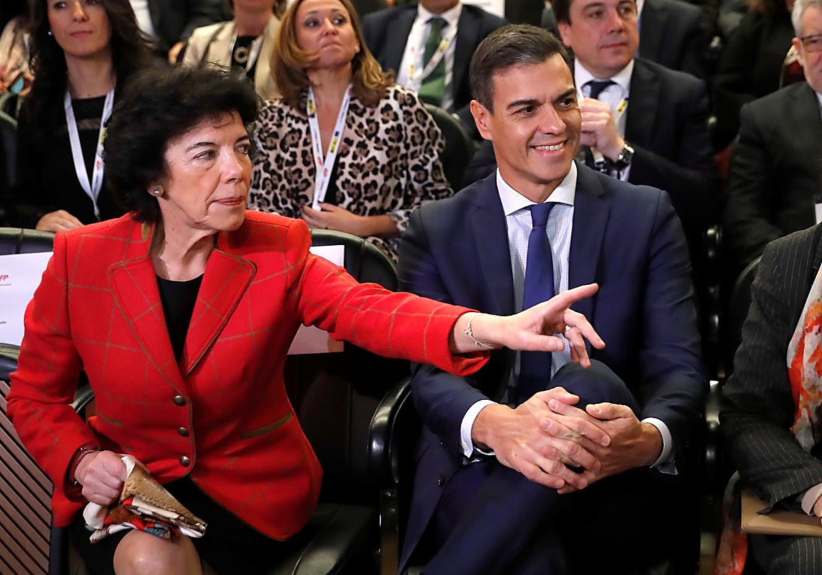 El Gobierno saca pecho de los buenos datos en «inclusividad» y «curiosidad» en medio del desastre educativo 썸네일