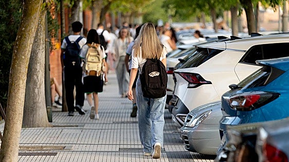 Las comunidades claman contra la ley Celaá tras la debacle de PISA: «Es un modelo pedagógico fallido»