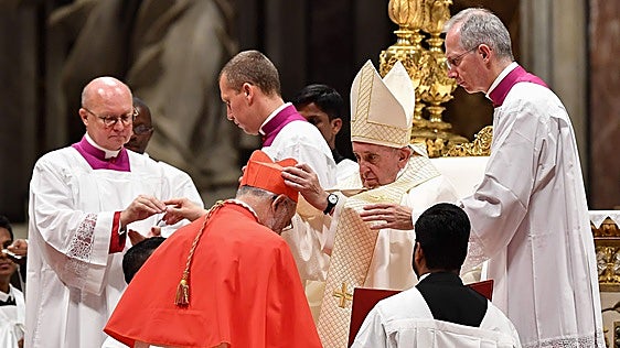 El Papa acelera el relevo del cardenal Cristóbal López en Rabat tras las denuncias por abusos