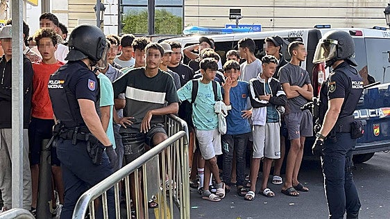 Conflicto entre Sanidad y el Gobierno de Ceuta por los gastos de la atención a menores inmigrantes
