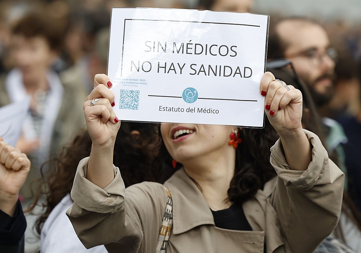 Las médicos jóvenes tienen tasas de suicidio más altas que el resto de mujeres de su edad
