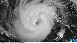 Huracán Nolo se encamina hacia Háwai con potenciales lluvias catastróficas