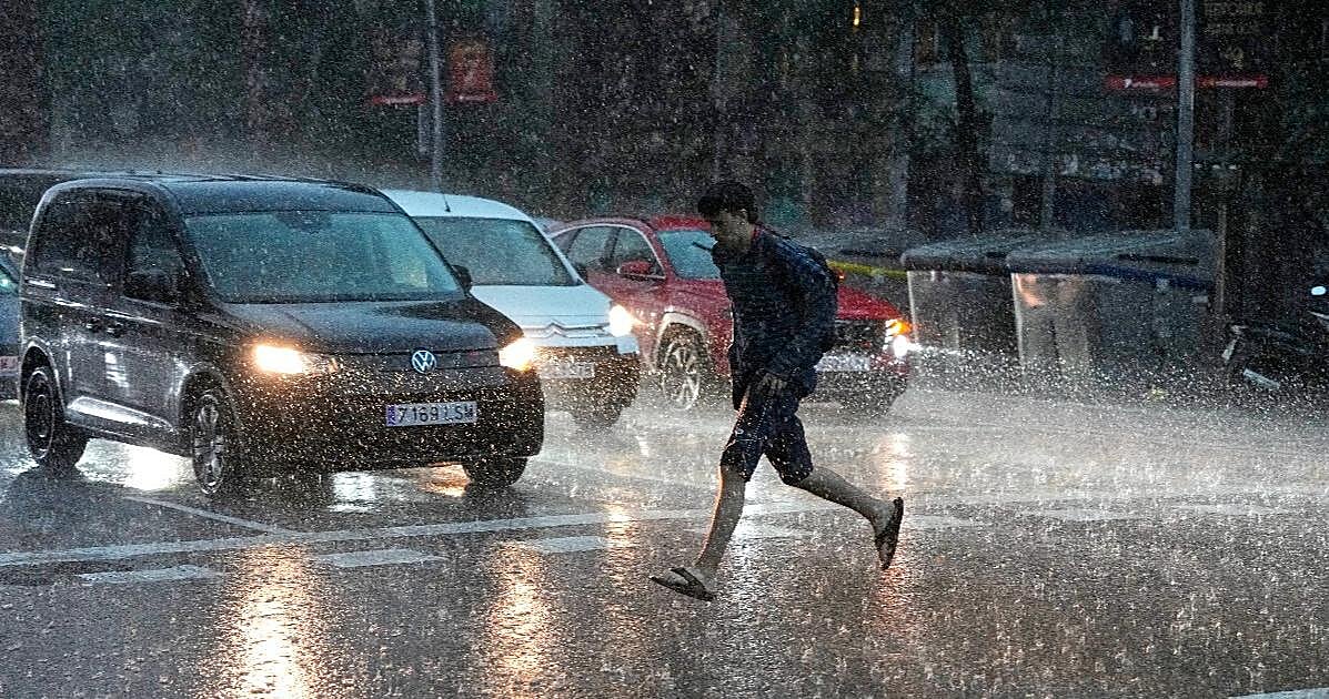 La Aemet lanza un aviso especial en España por fuertes lluvias y riesgo de inundaciones: estas son las zonas más afectadas