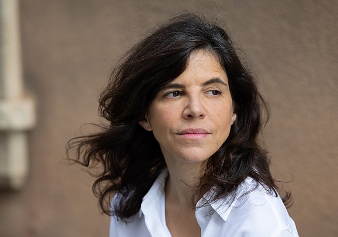 Jahel Queralt, en un retrato en la Universidad Pompeu Fabra de Barcelona