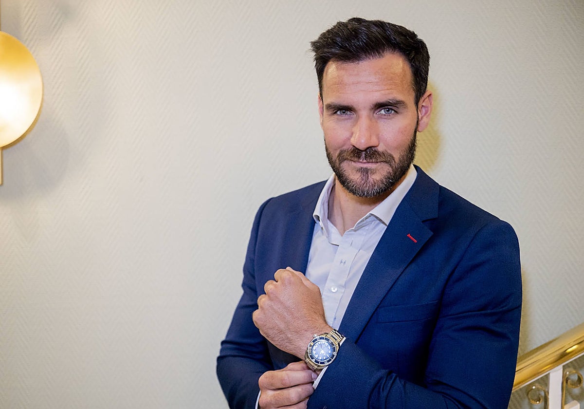 Saúl Craviotto es el nuevo embajador en España de Seiko Prospex en España. En la imagen lleva el modelo SPB321 de la firma de relojes japonesa.