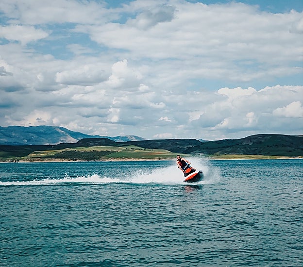 Existen distintas normativas sobre el uso de las motos de agua en función de la zona geográfica en la que se conduzca