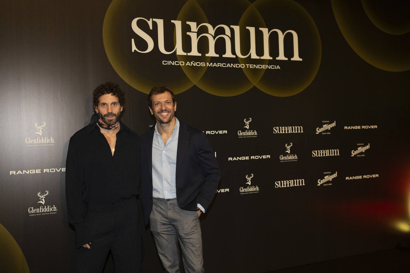 El artesano y resturador extremeño Javier Sánchez-Medina, Premio summum del diseño artesanal, en el photocall de los Premios Summum de Diseño 2023.