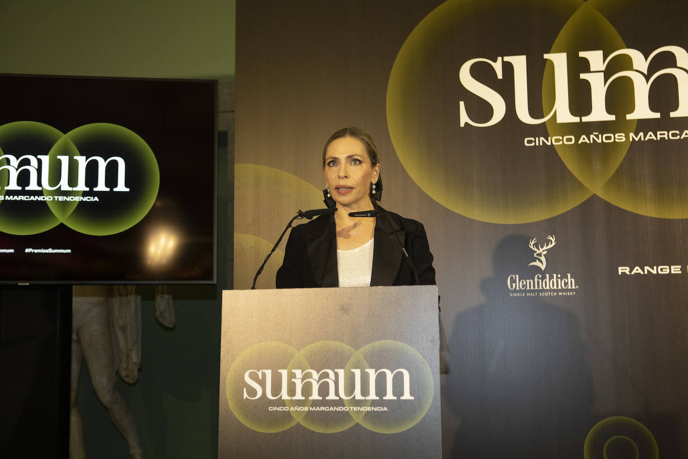 Laura Pintos, responsable de ABC Estilo,  dirigió unas palabras a los asistentes durante la entrega de los Premios Summum de Diseño 2023. 