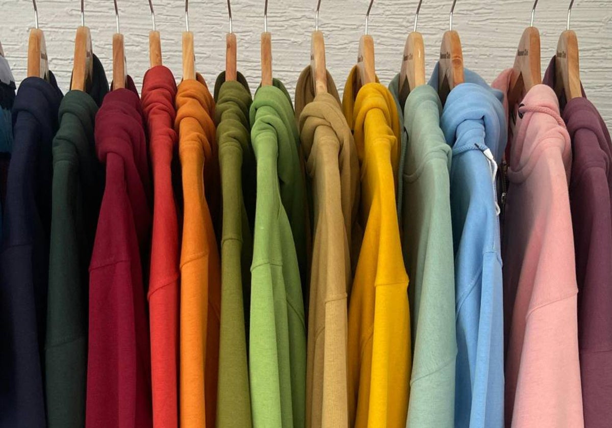Sudaderas de varios colores