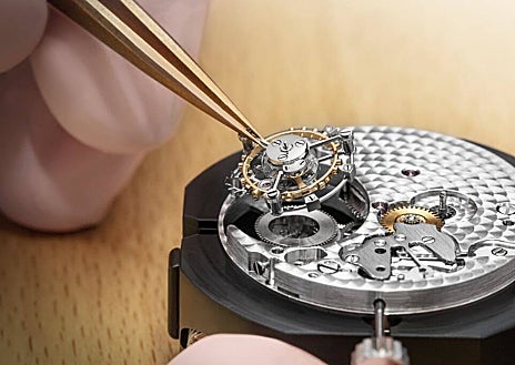Imagen secundaria 1 - Detalles del nuevo reloj Classique Tourbillon de Breguet