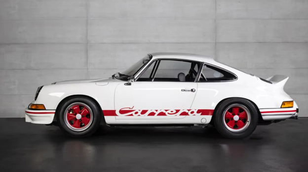 Solo 17 unidades de este 911 Carrera se fabricaron con homologación RS