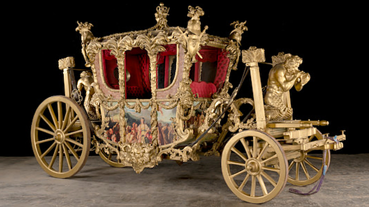 Réplica del carruaje real utilizado en todas las coronaciones desde 1831 hasta 2023