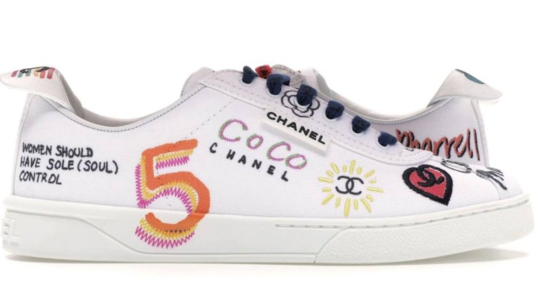 Zapatillas Pharrell White Multi-Color de Chanel