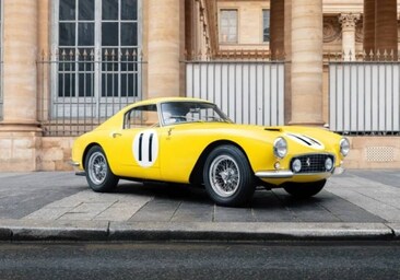 Un Ferrari de 1960 y los otros siete coches más caros de la Rétromobile 2024