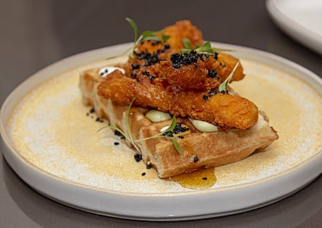 Imagen secundaria 1 - El restaurante Papagena está ubicado en la sexta planta del edificio y cuenta con vistas al Palacio Real