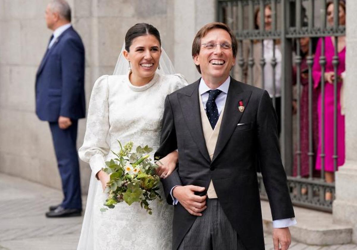 José Luis Martínez-Almeida y Teresa Urquijo durante su boda