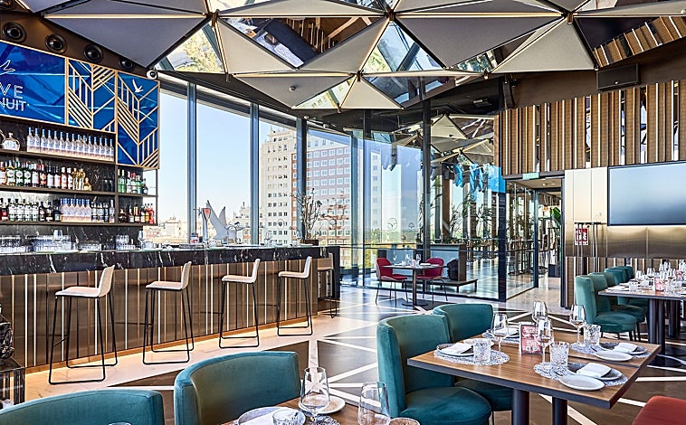 Imagen principal - Algunas de las estancias y espacios del Hotel VP Plaza España