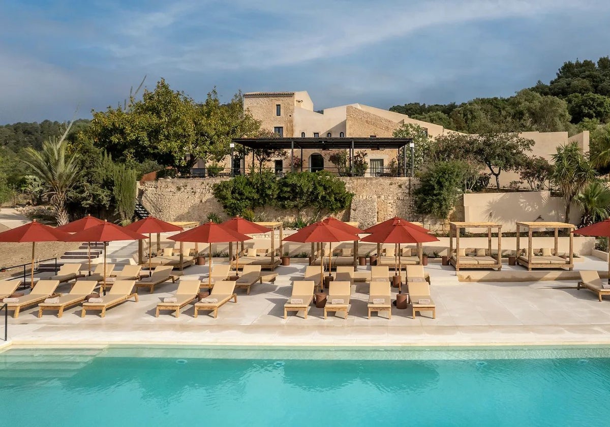 The Lodge Mallorca, el exclusivo hotel de lujo mallorquín rodeado de lavandas y situado en una reserva natural.