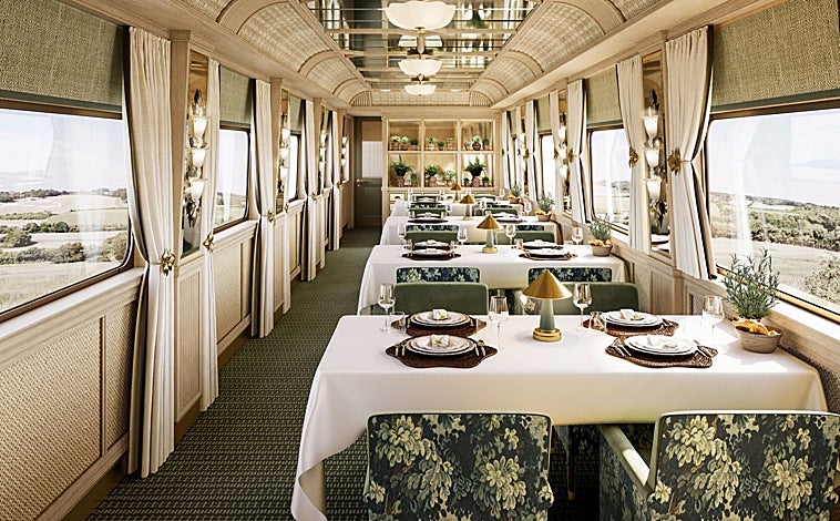 Imagen principal - Algunos de los vagones de uso común como el restaurante, el bar y el Spa del nuevo Britannic Explorer