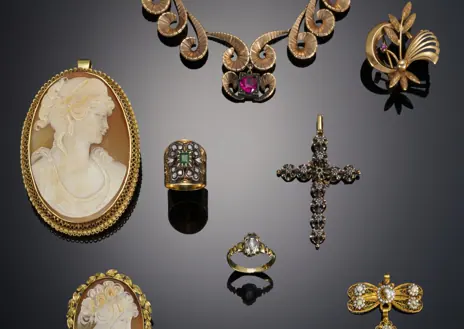 Secondary image 1 - Several of the jewels that will be present at the auction