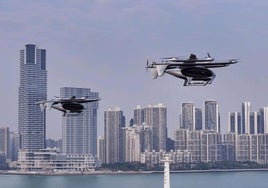China espera que en 2030 más de 100.000 coches voladores de lujo sobrevuelen el país