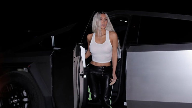 Kim Kardashian y su Tesla Cybertruck